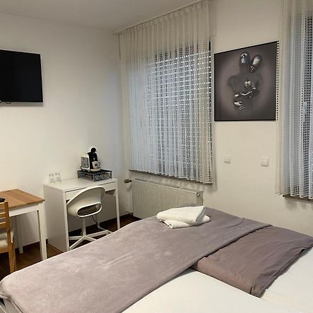 Hotel Kronenhof & Gaststaette Zum Fehling Jülich Екстериор снимка
